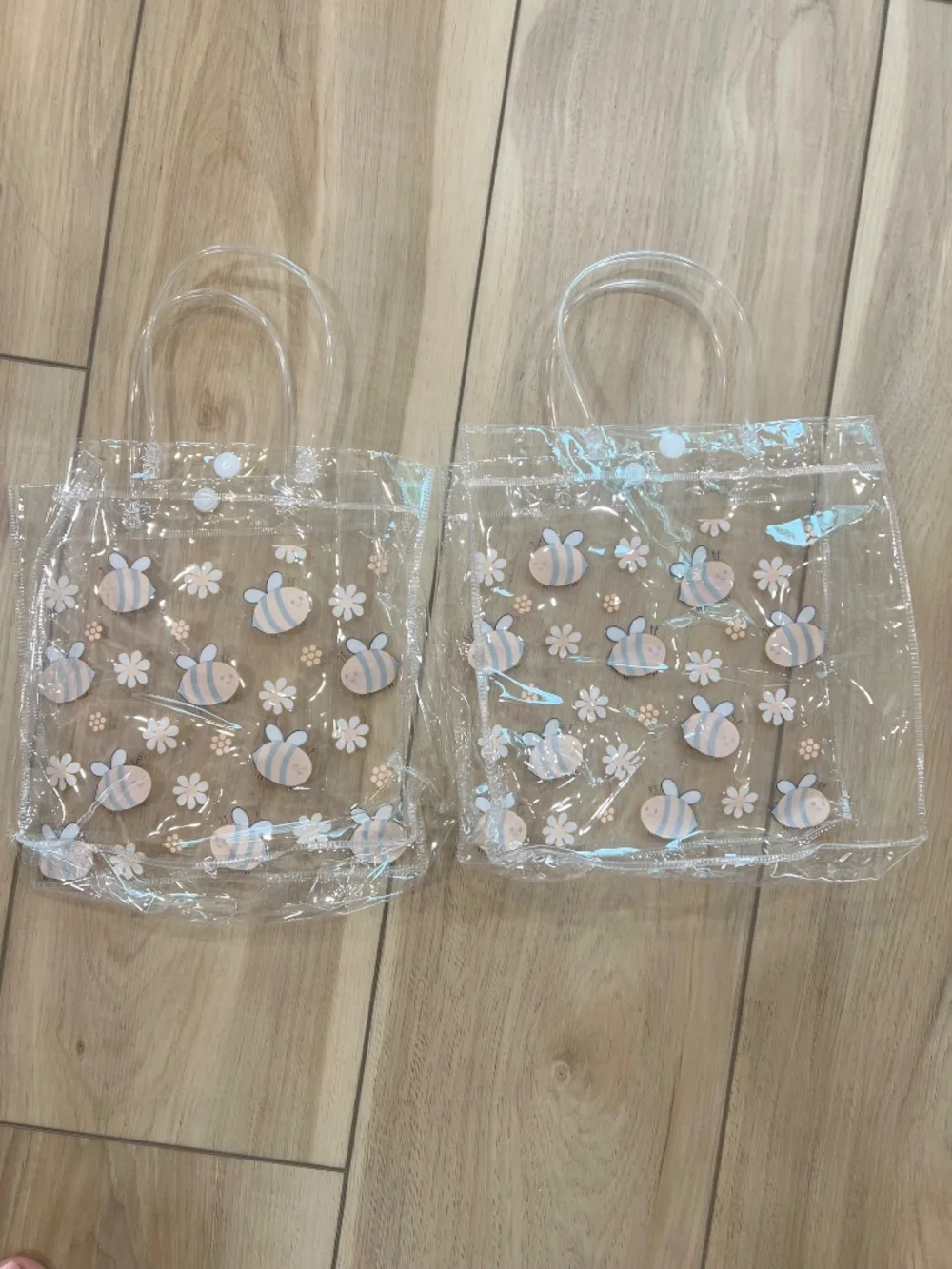 Set of 2 Clear Bee Print Mini Tote Bags – Daisy & Bumblebee PVC Gift Bags